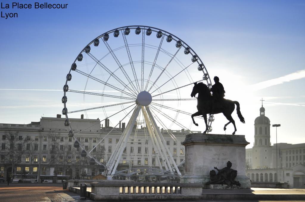 โรงแรมไอบิส ลียง ซุด ชาส ซูร์ โรน ภายนอก รูปภาพ